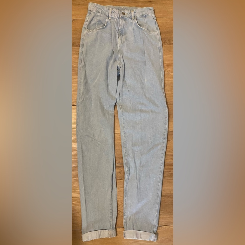 Reclaimed Vintage Women’s High Rise Straight Jeans Light Wash